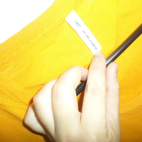 JNBY Gold Tee - Picture 3 of 4